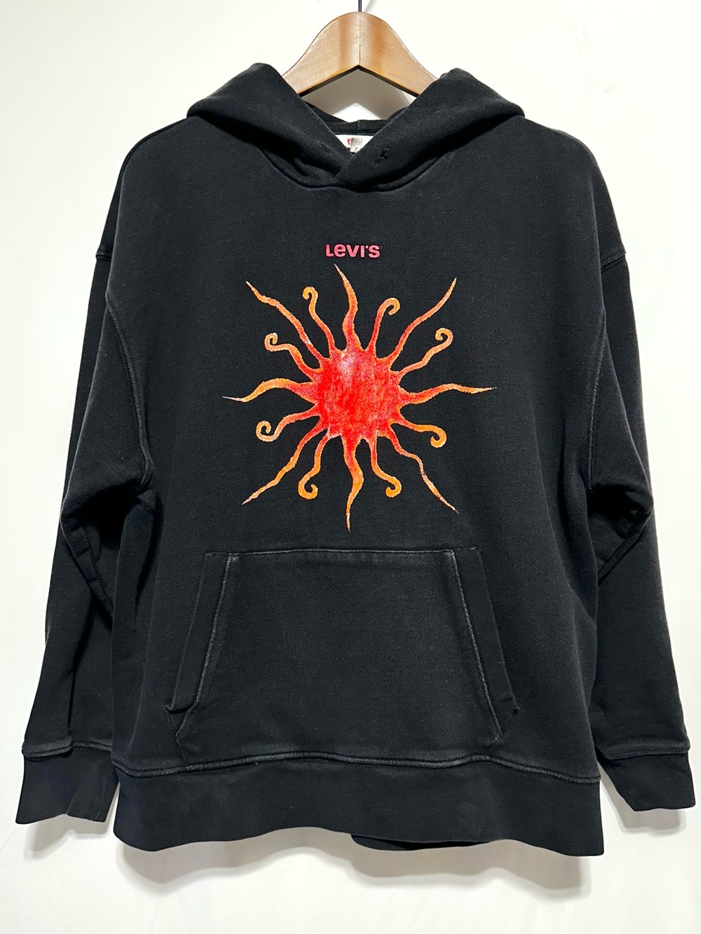 Levi’s Mens Painted Sun Graphic Black Hoodie Celestial Grunge M
